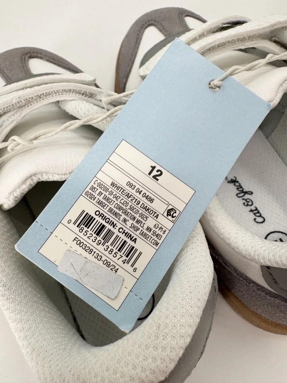NEW Cat & Jack Toddler Dakota Retro Court Sneakers - White/Gray